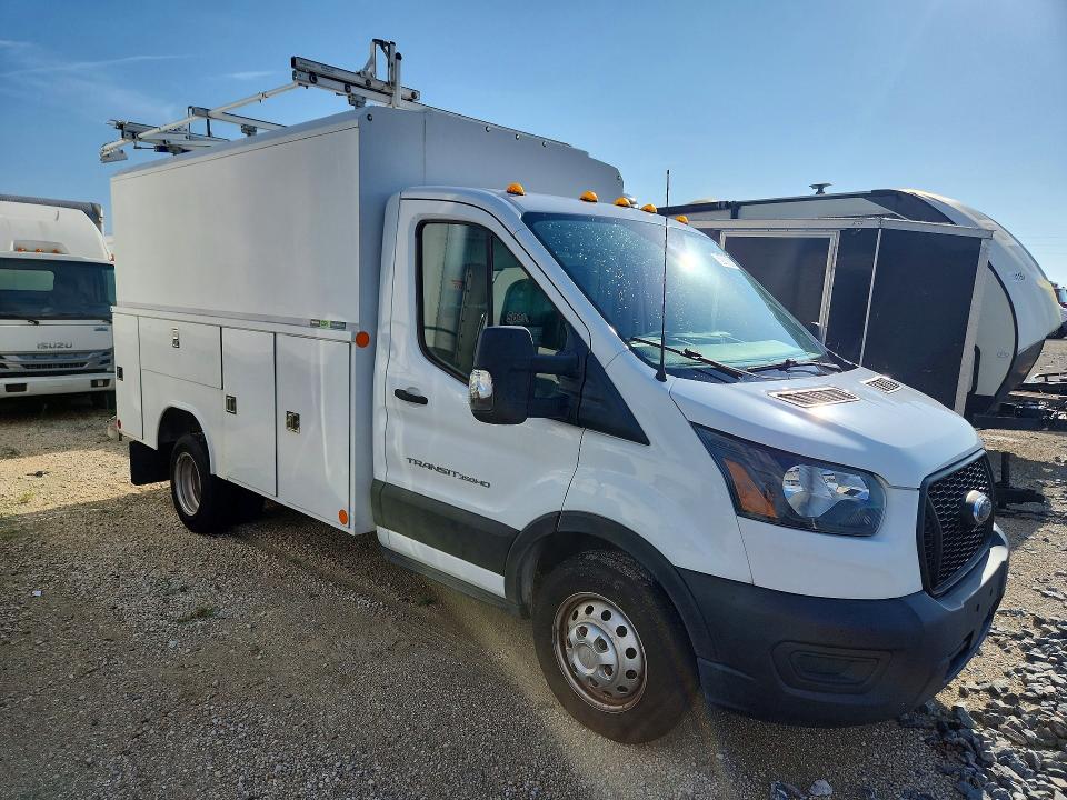 62462636 :رقم المزاد ، 1FDBF6Z87LKB53384 vin ، 2020 Ford Transit مزاد بيع