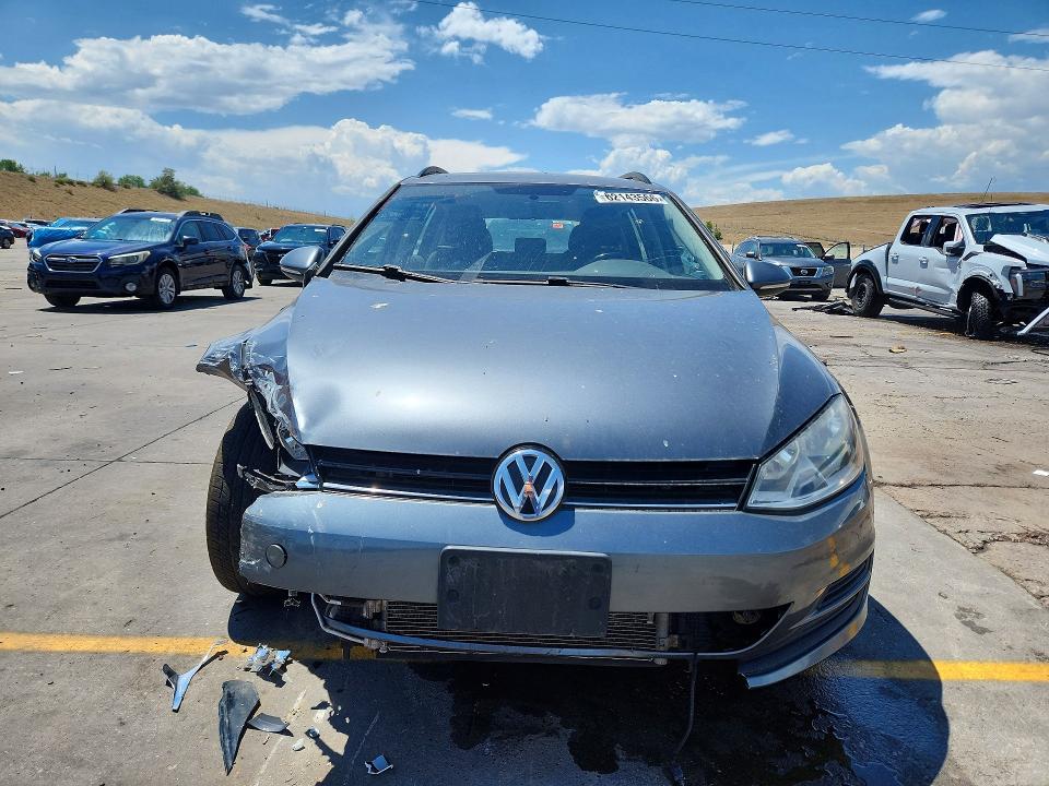 62143566 :رقم المزاد ، 3VWC17AU7GM505364 vin ، 2016 Volkswagen Golf Sportwagen مزاد بيع