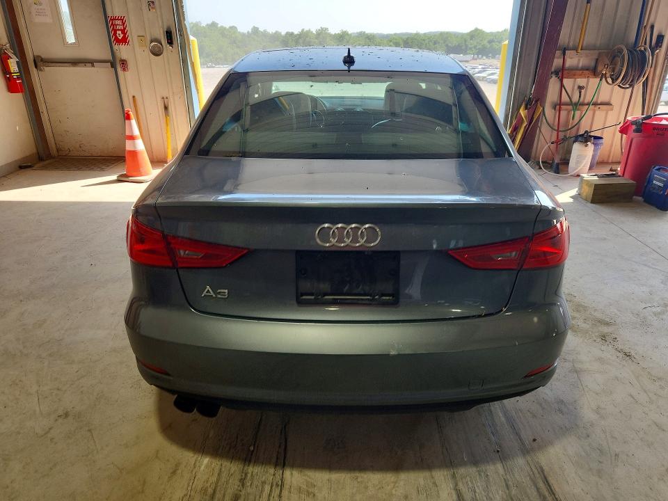 59810956 :رقم المزاد ، WAUACGFF8F1004393 vin ، 2015 Audi A3 مزاد بيع