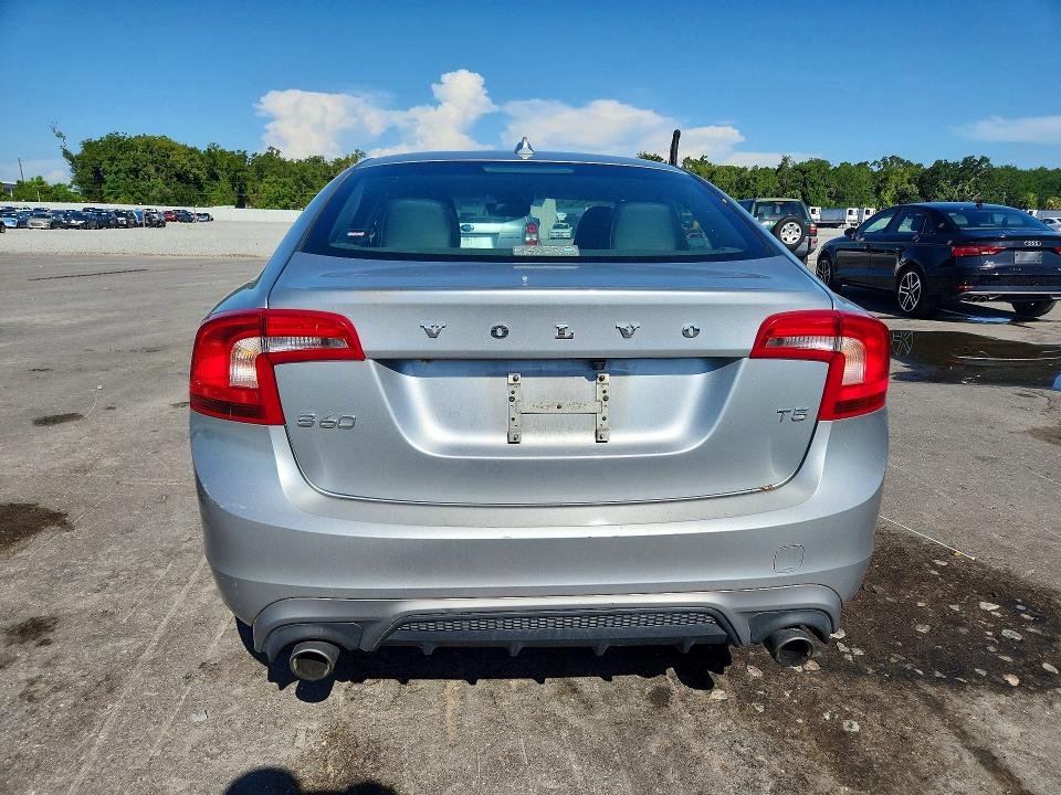 2017 Volvo S60 მანქანა იყიდება აუქციონზე, vin: YV126MFL4H2431418, აუქციონის ნომერი: 59691016