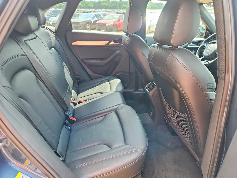 62449686 :رقم المزاد ، WA1JCCFS6JR003711 vin ، 2018 Audi Q3 مزاد بيع