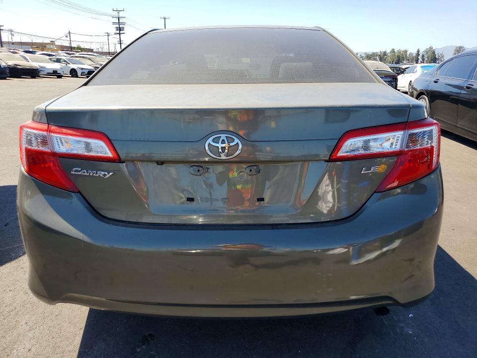 2014 Toyota Camry მანქანა იყიდება აუქციონზე, vin: 4T4BF1FK2ER386766, აუქციონის ნომერი: 61580186