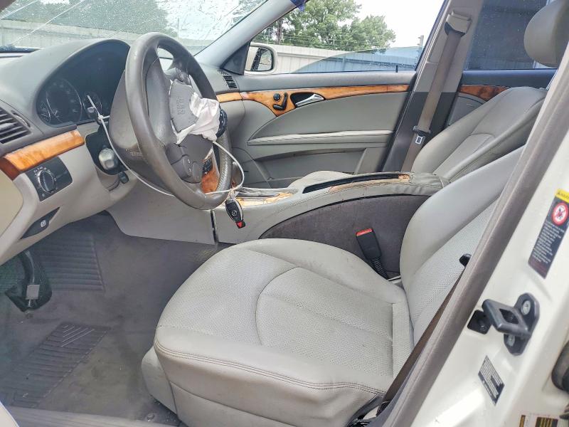 60684216 :رقم المزاد ، WDBUF56X27B034200 vin ، 2007 Mercedes-benz E مزاد بيع