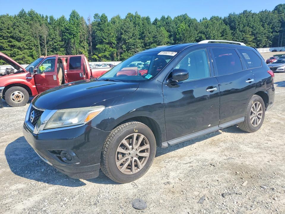 Auction sale of the 2016 Nissan Pathfinder, vin: 5N1AR2MN8GC637945, lot number: 61663176