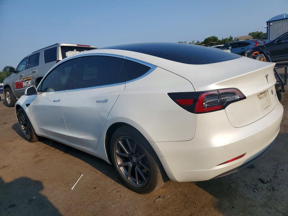 61907966 :رقم المزاد ، 5YJ3E1EB5LF795891 vin ، 2020 Tesla Model 3 مزاد بيع
