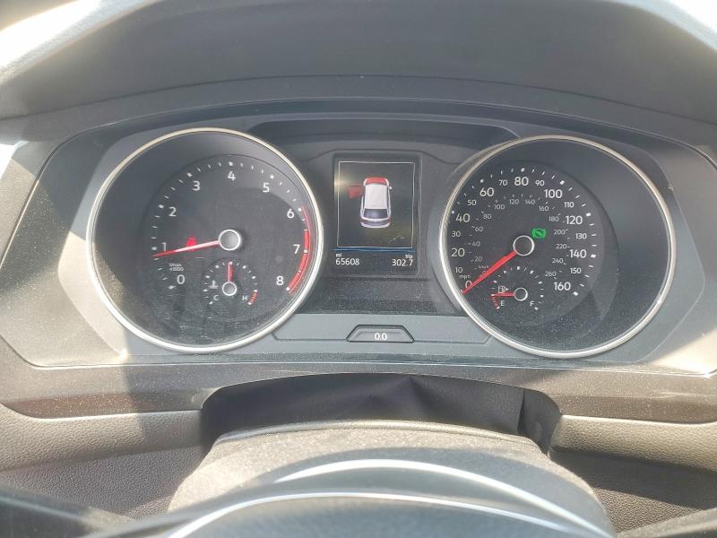 53244406 :رقم المزاد ، 3VV3B7AX7JM073958 vin ، 2018 Volkswagen Tiguan مزاد بيع