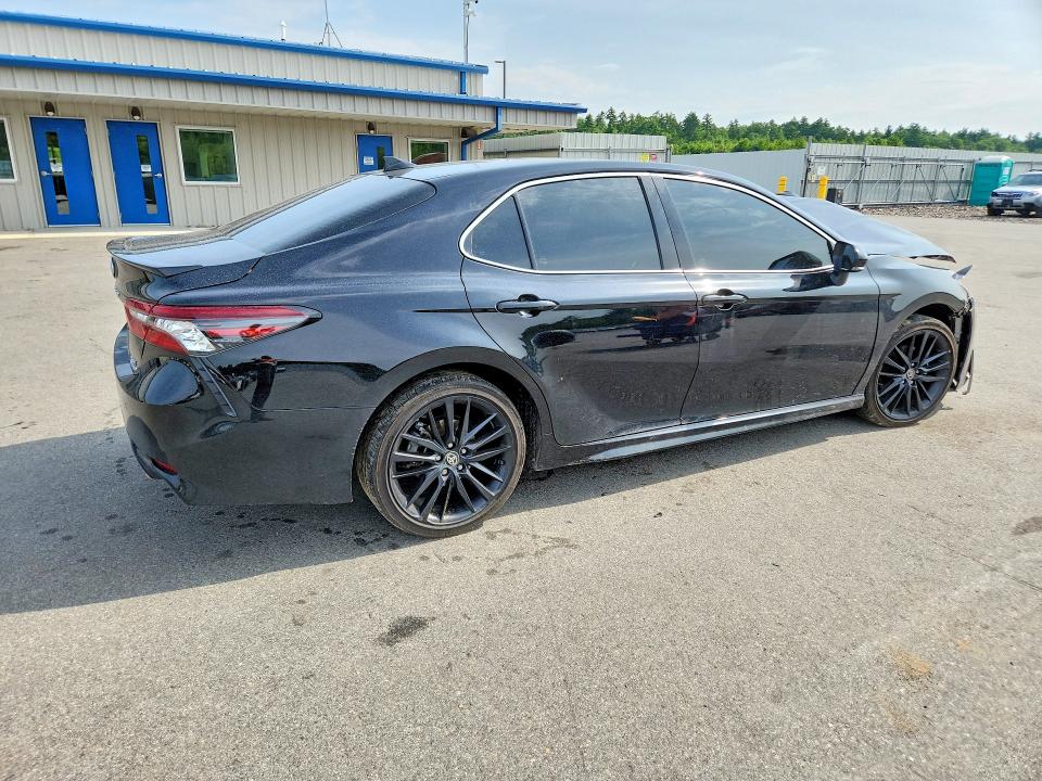59950006 :رقم المزاد ، 4T1K31AK3RU070602 vin ، 2024 Toyota Camry مزاد بيع