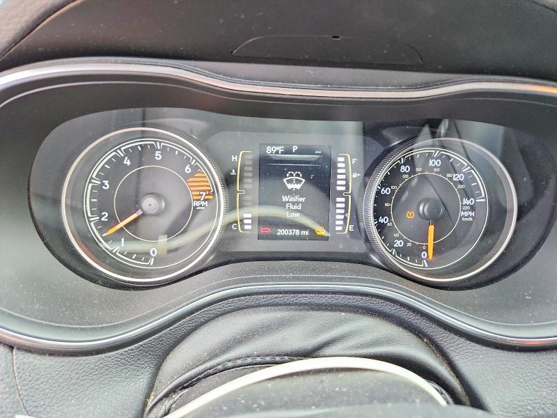 2020 Jeep Cherokee მანქანა იყიდება აუქციონზე, vin: 1C4PJLCBXLD632057, აუქციონის ნომერი: 62048976