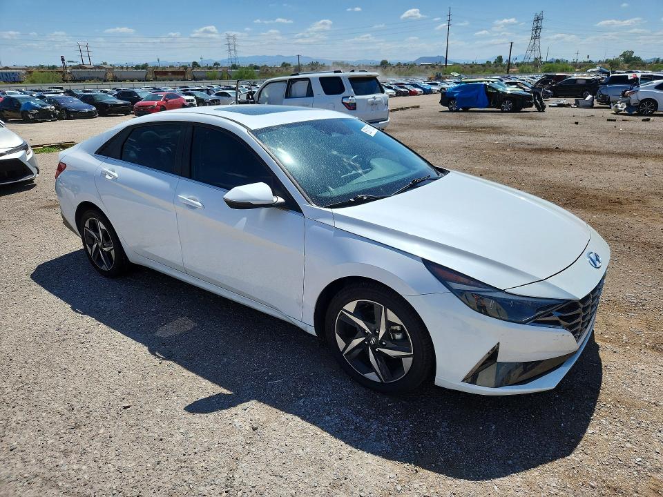 62811106 :رقم المزاد ، 5NPLP4AG8NH053549 vin ، 2022 Hyundai Elantra مزاد بيع