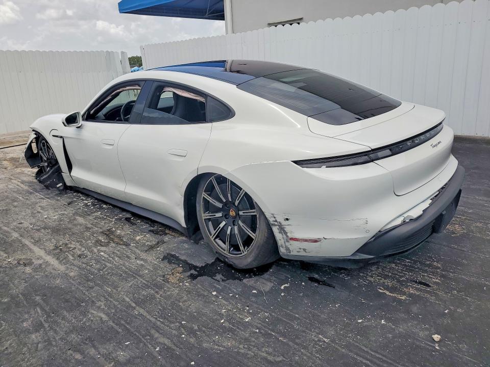 2022 Porsche Taycan მანქანა იყიდება აუქციონზე, vin: WP0AA2Y15NSA15165, აუქციონის ნომერი: 59279296