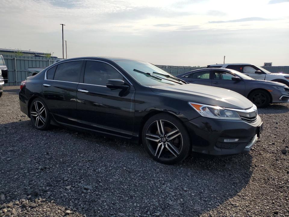 Продаж на аукціоні авто 2017 Honda Accord, vin: 1HGCR2E51HA808268, номер лоту: 61628116