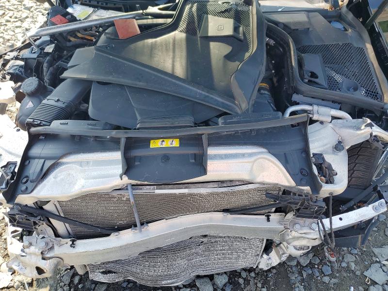61763916 :رقم المزاد ، 55SWF6EB8JU260301 vin ، 2018 Mercedes-benz C مزاد بيع