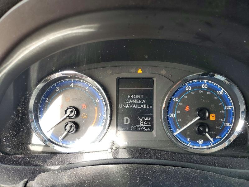 Aukcja sprzedaży 2017 Toyota Corolla, vin: 5YFBURHE2HP692541, numer aukcji: 61372516