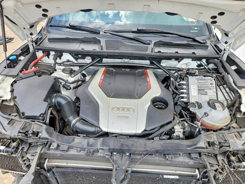 62336056 :رقم المزاد ، WA1B4AFY2K2024219 vin ، 2019 Audi Sq5 مزاد بيع