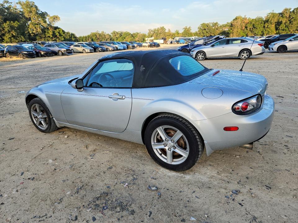 61905066 :رقم المزاد ، JM1NC25F860102645 vin ، 2006 Mazda Mx-5 Miata مزاد بيع