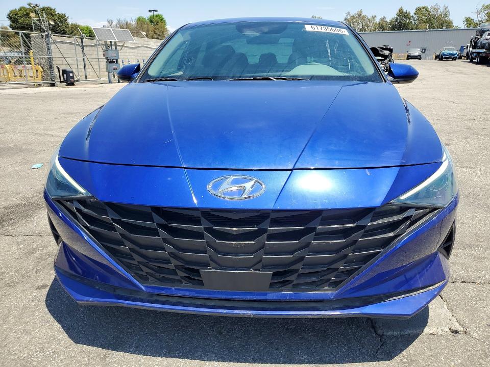 61735606 :رقم المزاد ، 5NPLS4AGXNH059643 vin ، 2022 Hyundai Elantra مزاد بيع