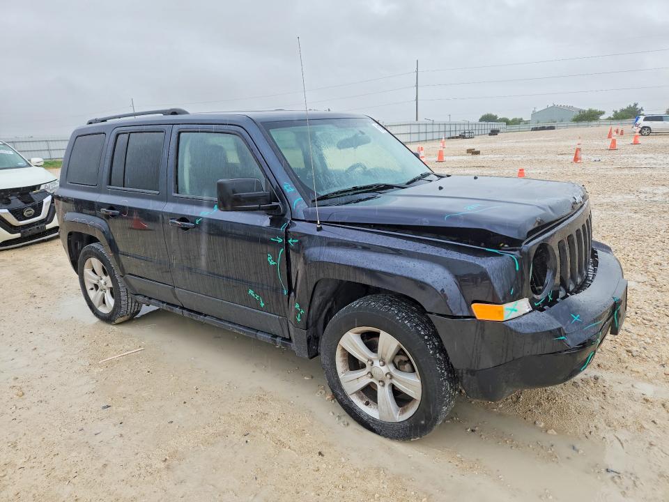61184616 :رقم المزاد ، 1C4NJPFB8ED826387 vin ، 2014 Jeep Patriot مزاد بيع
