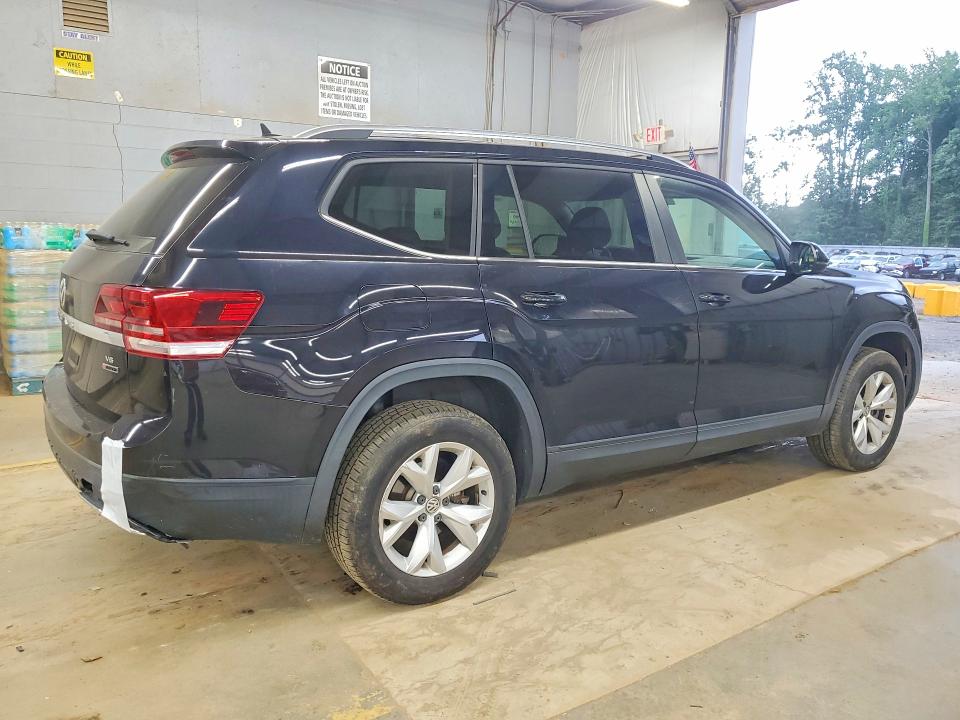 61397646 :رقم المزاد ، 1V2LR2CA1JC517874 vin ، 2018 Volkswagen Atlas مزاد بيع