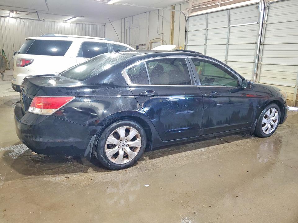 Продажа на аукционе авто 2010 Honda Accord, vin: 1HGCP2F83AA113472, номер лота: 59910326