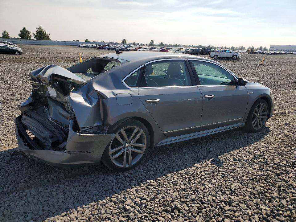 63494406 :رقم المزاد ، 1VWDT7A36HC068756 vin ، 2017 Volkswagen Passat مزاد بيع