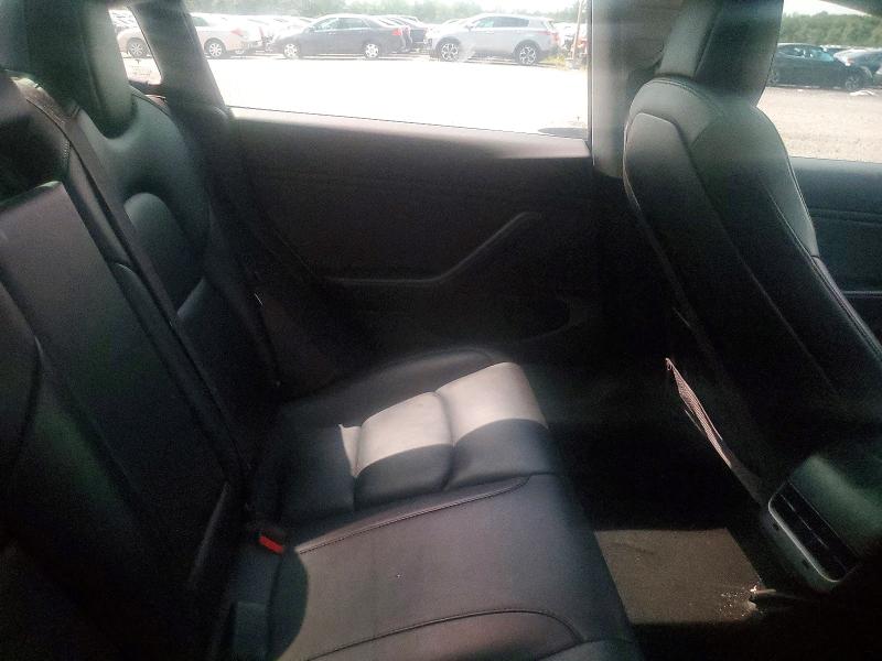 61249686 :رقم المزاد ، 5YJ3E1EA4JF161539 vin ، 2018 Tesla Model 3 مزاد بيع