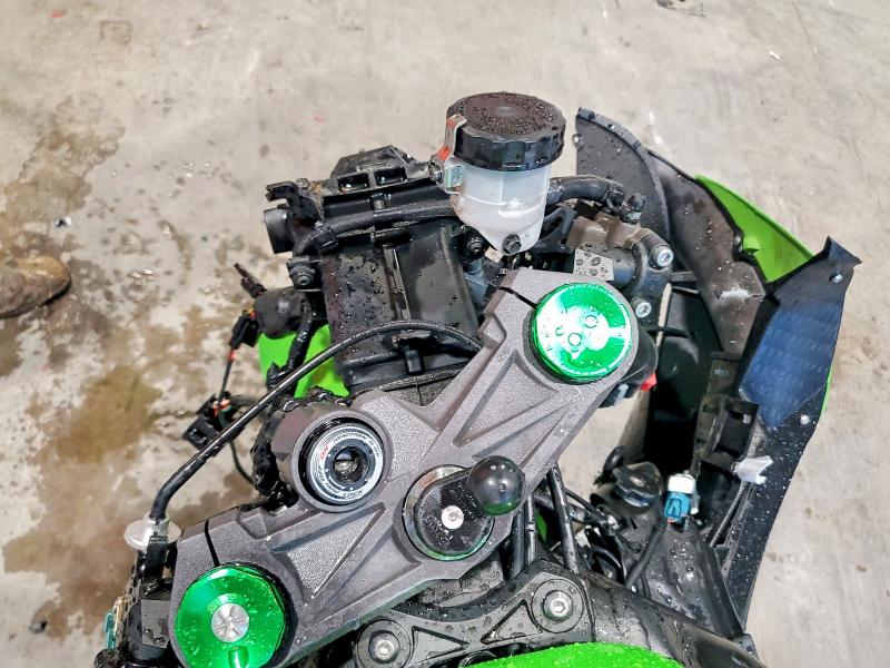 63235146 :رقم المزاد ، JKBZXJE18JA027099 vin ، 2018 Kawasaki Zx6r مزاد بيع