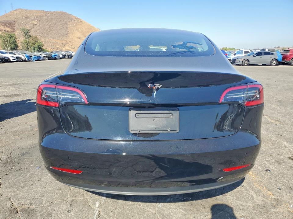 62085786 :رقم المزاد ، 5YJ3E1EAXPF546970 vin ، 2023 Tesla Model 3 مزاد بيع