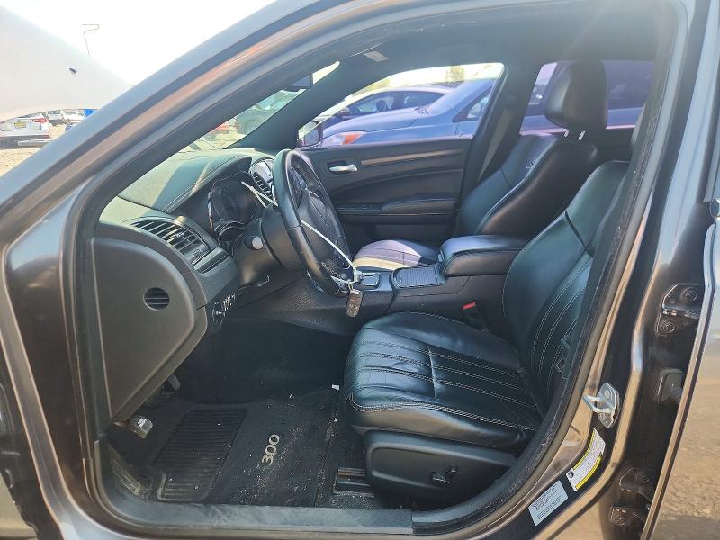 2015 Chrysler 300 მანქანა იყიდება აუქციონზე, vin: 2C3CCABG8FH872522, აუქციონის ნომერი: 61975406
