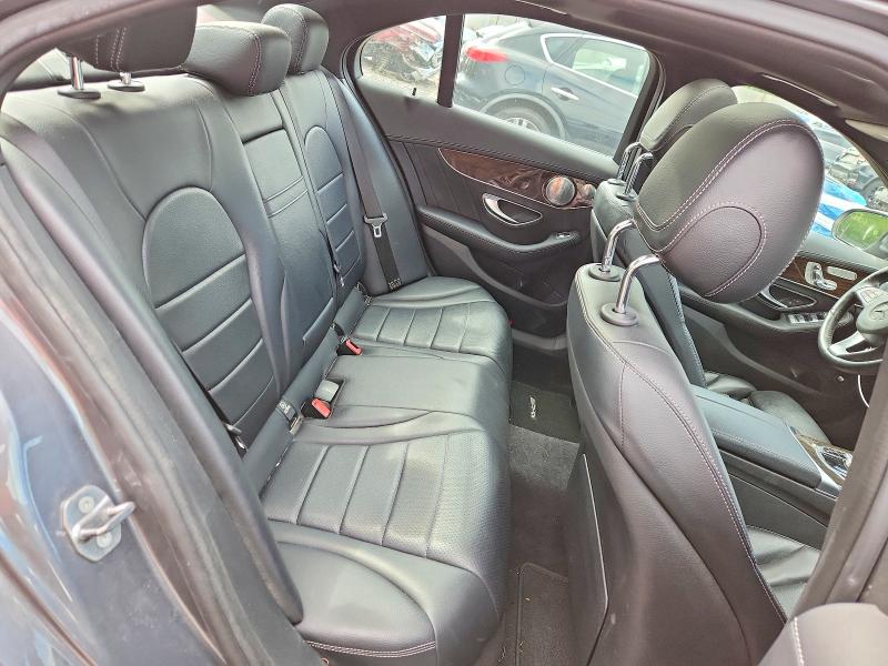 62981066 :رقم المزاد ، 55SWF4KBXHU195406 vin ، 2017 Mercedes-benz C مزاد بيع
