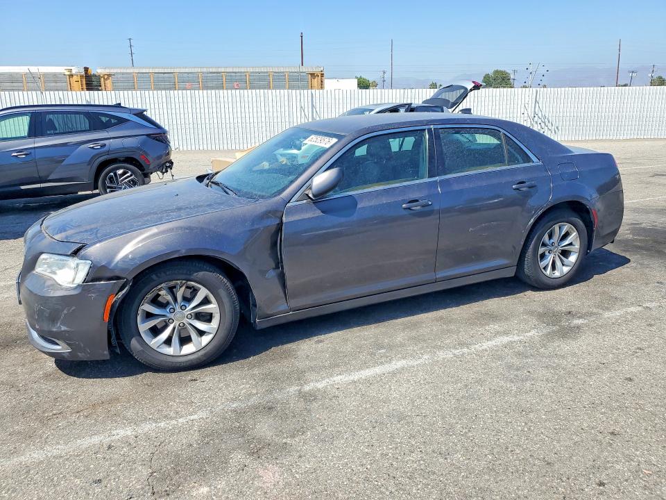 2015 Chrysler 300 მანქანა იყიდება აუქციონზე, vin: 2C3CCAAG9FH766386, აუქციონის ნომერი: 62529576
