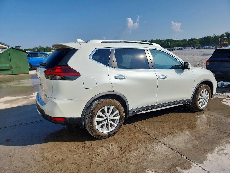 Продаж на аукціоні авто 2018 Nissan Rogue, vin: KNMAT2MV2JP540407, номер лоту: 60165876