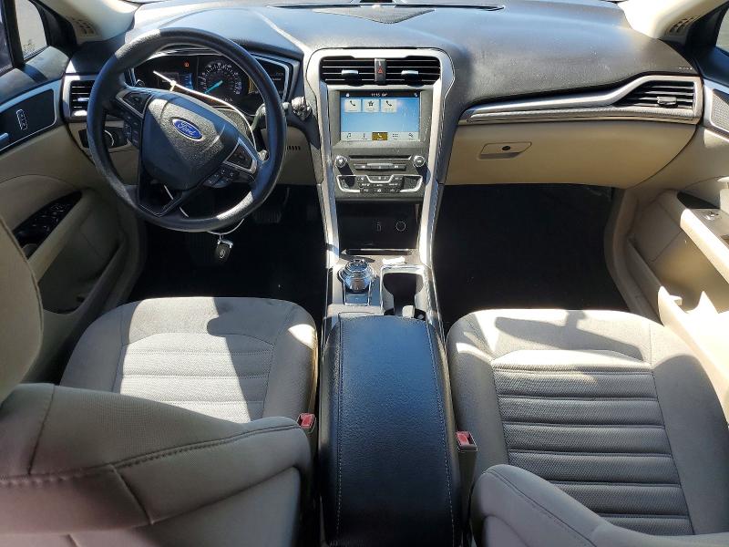 63233406 :رقم المزاد ، 3FA6P0HD8HR294990 vin ، 2017 Ford Fusion مزاد بيع