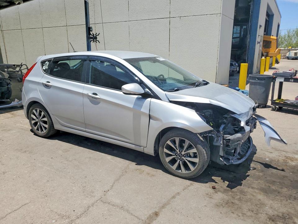 Продаж на аукціоні авто 2015 Hyundai Accent, vin: KMHCU5AE5FU233037, номер лоту: 59318976
