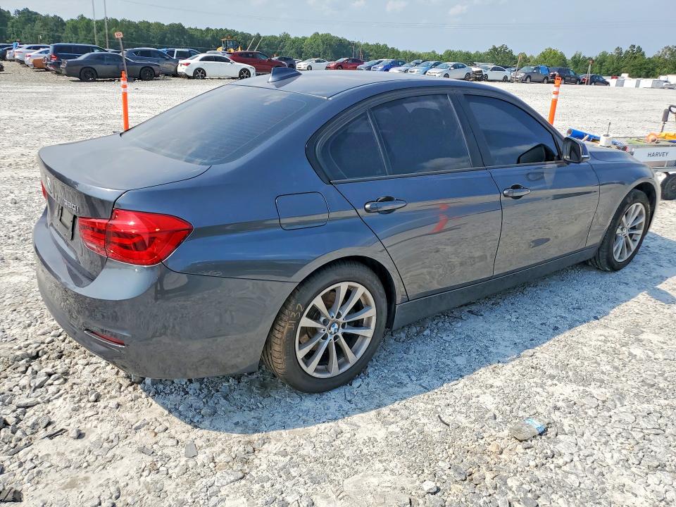 Продаж на аукціоні авто 2017 Bmw 320, vin: WBA8A9C59HK620502, номер лоту: 62778336