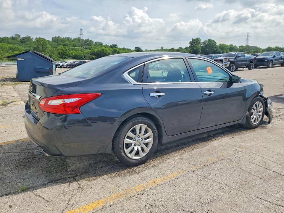 Продажа на аукционе авто 2017 Nissan Altima, vin: 1N4AL3AP1HC219297, номер лота: 58999516