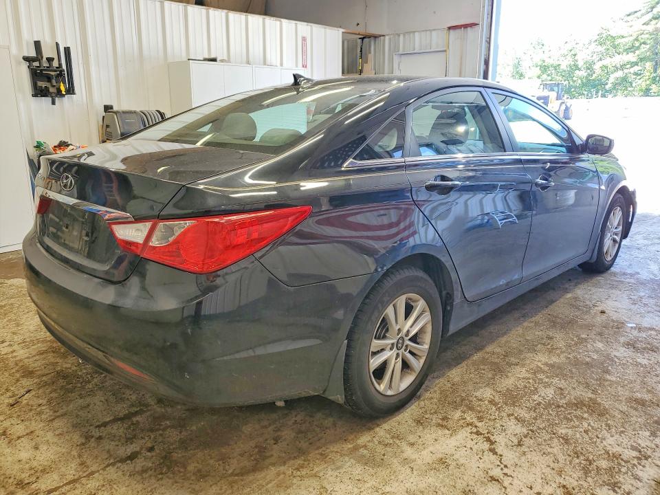 59756276 :رقم المزاد ، 5NPEB4AC0DH775911 vin ، 2013 Hyundai Sonata مزاد بيع