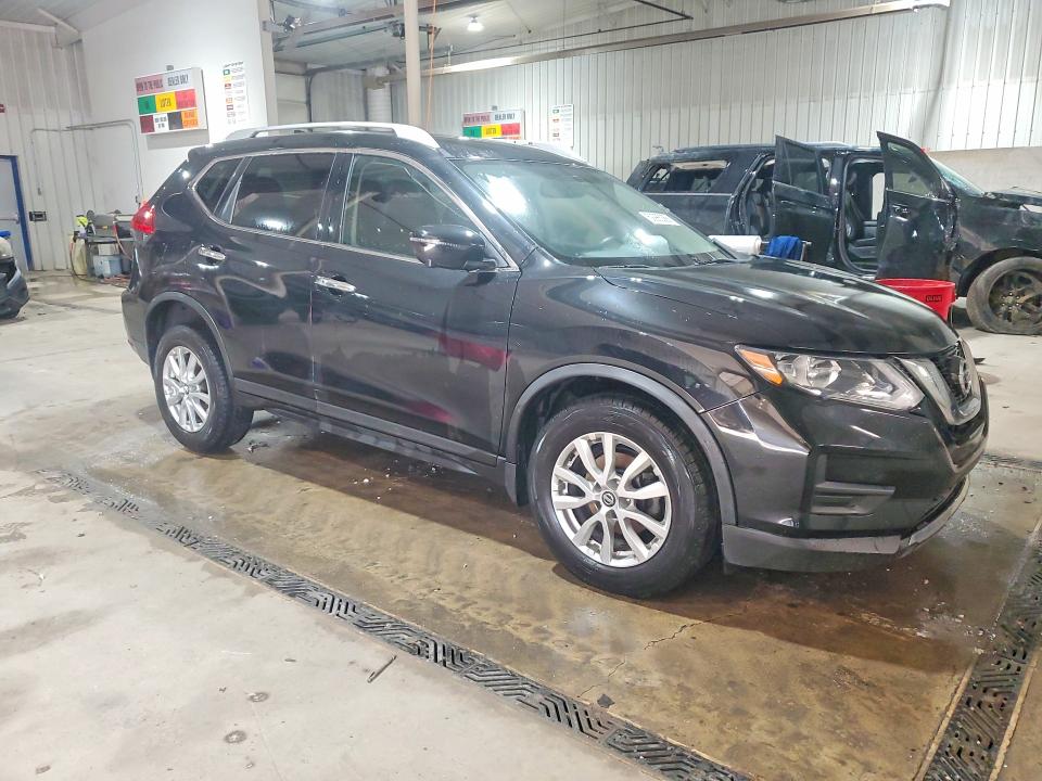 2017 Nissan Rogue მანქანა იყიდება აუქციონზე, vin: KNMAT2MV8HP569081, აუქციონის ნომერი: 59985066