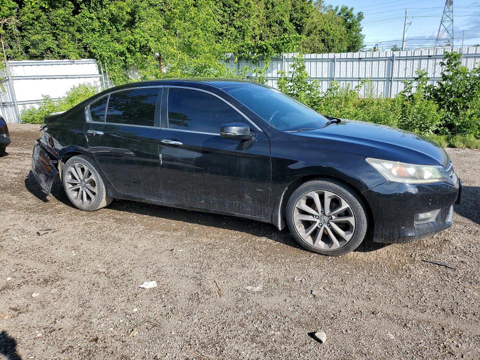Продажа на аукционе авто 2015 Honda Accord, vin: 1HGCR2F59FA802648, номер лота: 61962786