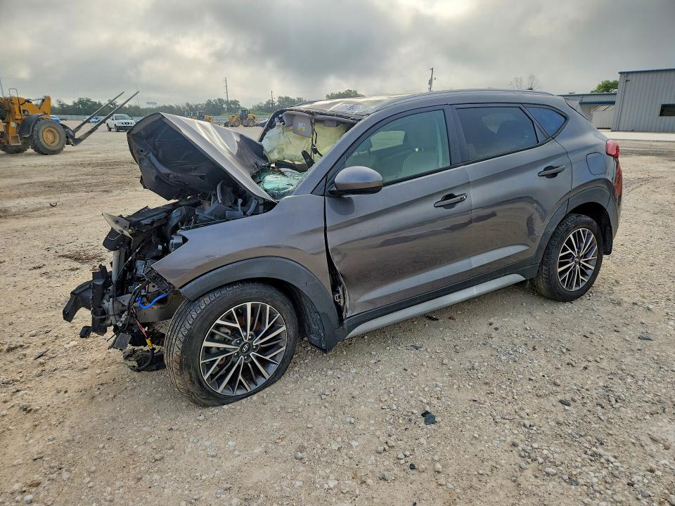 2020 Hyundai Tucson მანქანა იყიდება აუქციონზე, vin: KM8J33AL9LU261142, აუქციონის ნომერი: 61975826