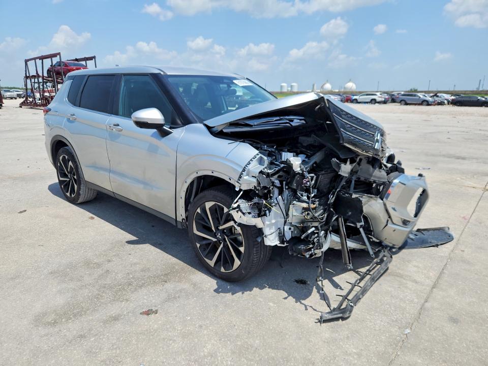 61875606 :رقم المزاد ، JA4J3VA8XRZ082805 vin ، 2024 Mitsubishi Outlander مزاد بيع