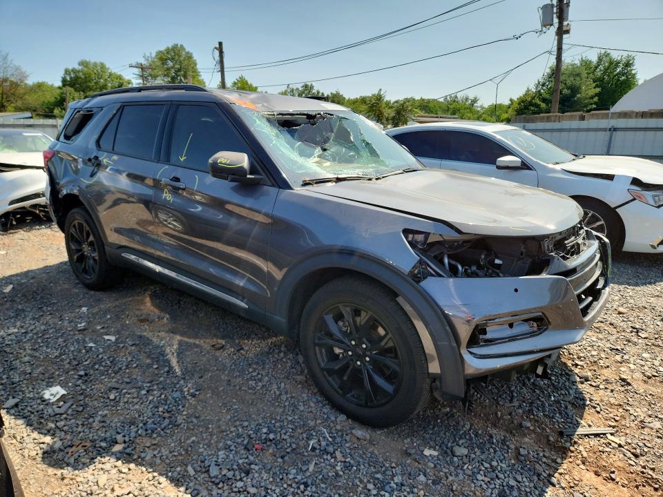 Продажа на аукционе авто 2022 Ford Explorer, vin: 1FMSK8DH5NGC34789, номер лота: 61874296