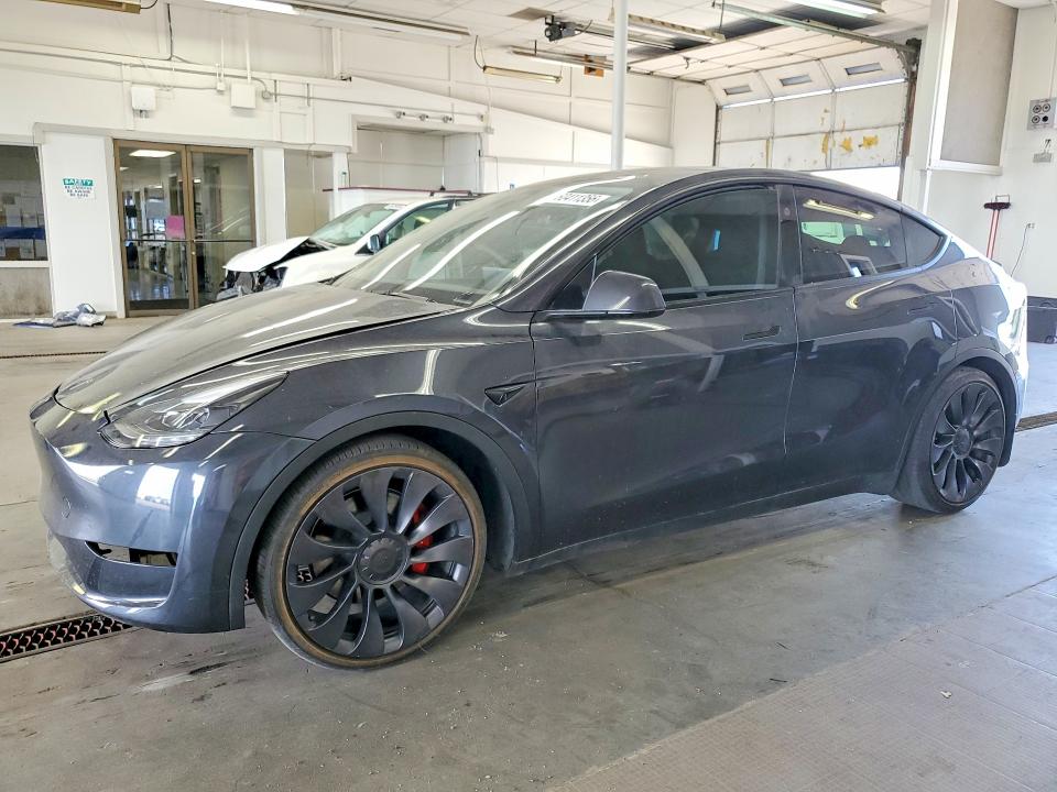 Продажа на аукционе авто 2024 Tesla Model Y, vin: 7SAYGDEF5RA330539, номер лота: 60411356