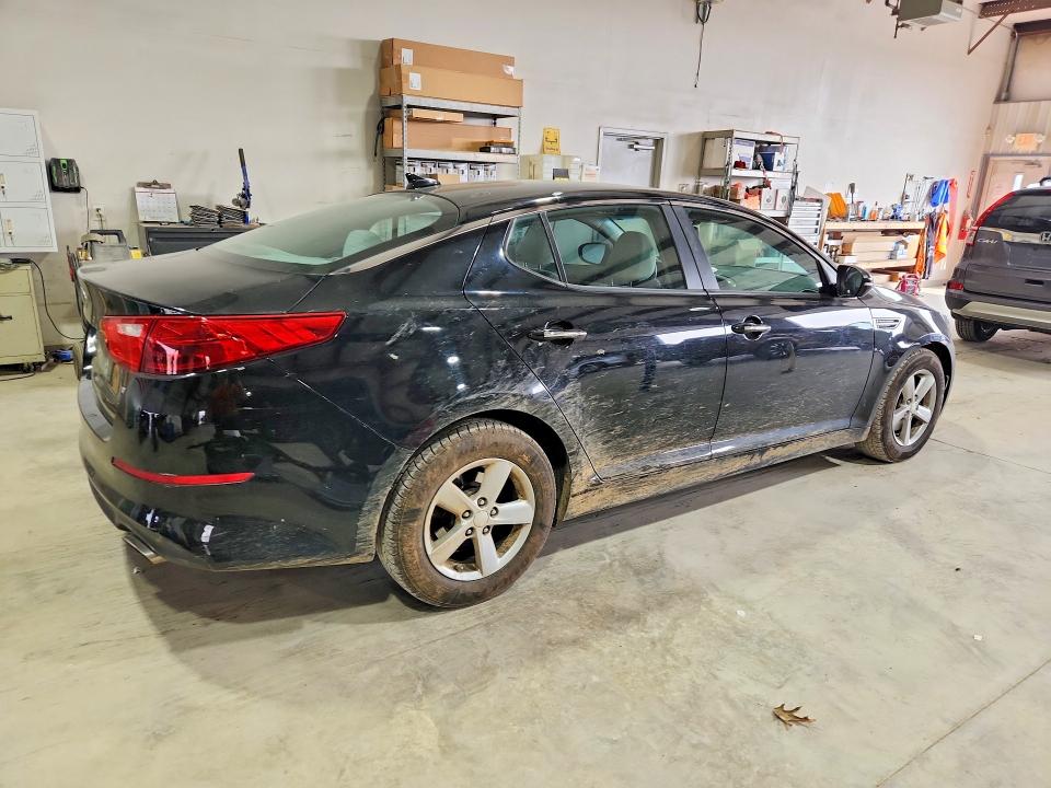 Продажа на аукционе авто 2015 Kia Optima, vin: 5XXGM4A73FG422129, номер лота: 61471556