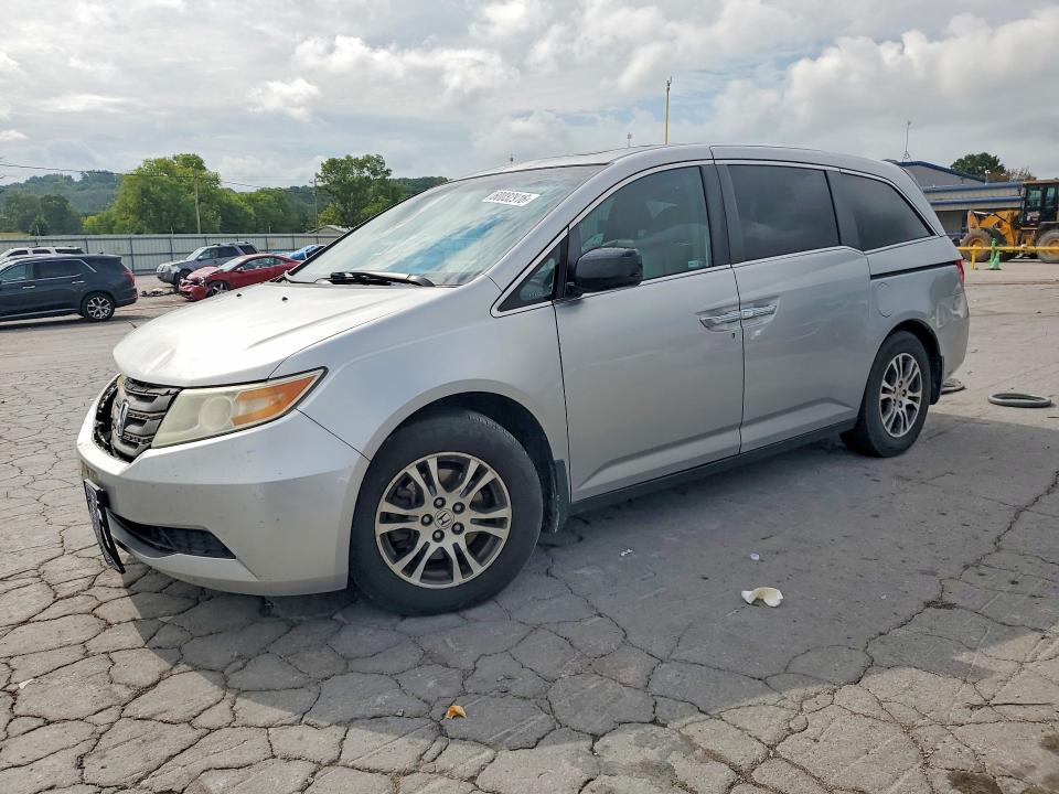 60032916 :رقم المزاد ، 5FNRL5H6XBB025416 vin ، 2011 Honda Odyssey مزاد بيع