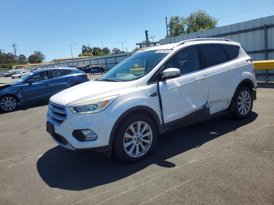 2017 Ford Escape მანქანა იყიდება აუქციონზე, vin: 1FMCU9JD7HUD42729, აუქციონის ნომერი: 60975426