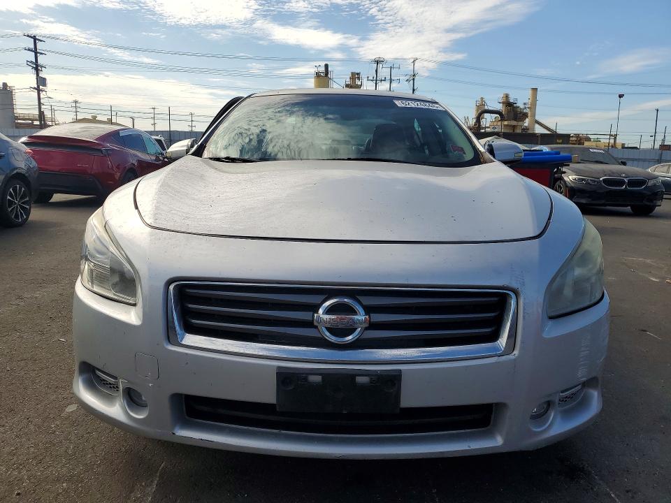 62124846 :رقم المزاد ، 1N4AA5APXDC836595 vin ، 2013 Nissan Maxima مزاد بيع