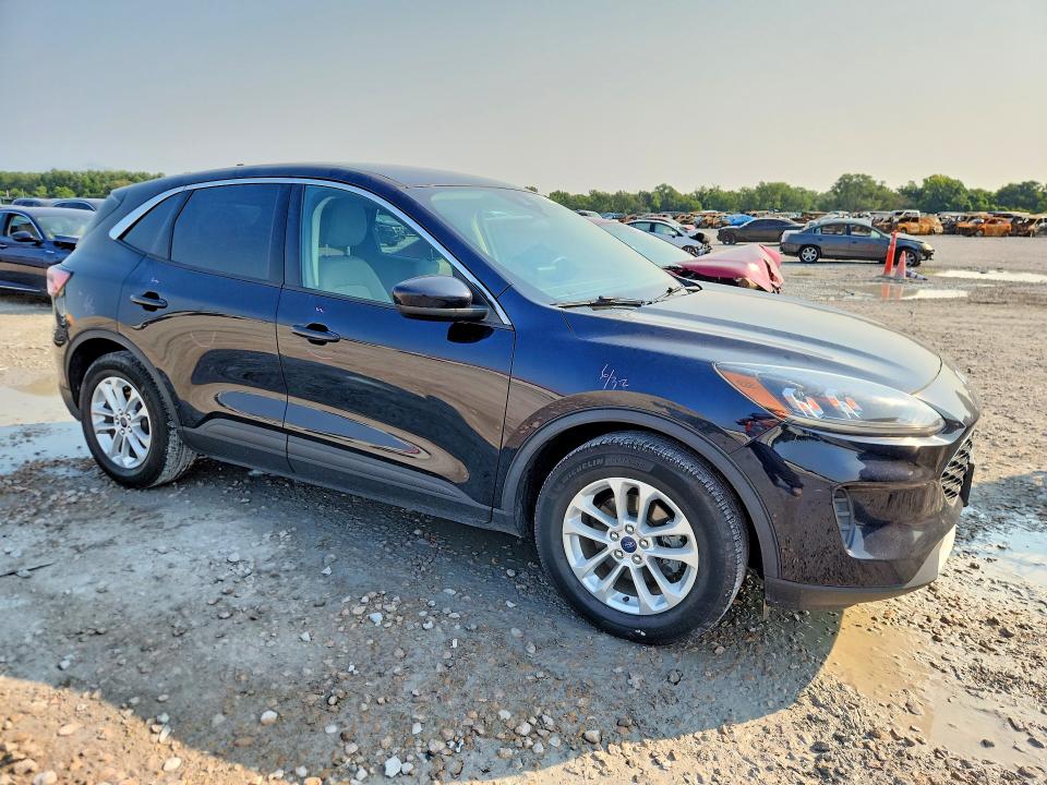 2021 Ford Escape მანქანა იყიდება აუქციონზე, vin: 1FMCU0BZ5MUA39609, აუქციონის ნომერი: 62804246