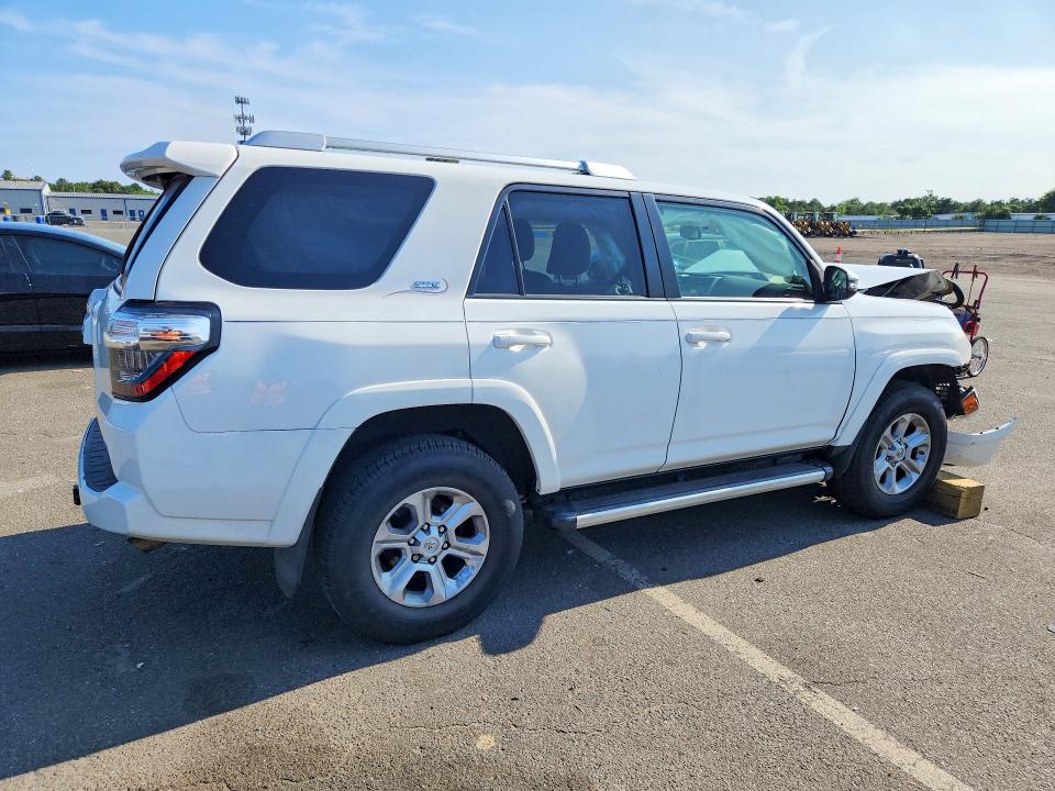 Продаж на аукціоні авто 2018 Toyota 4runner, vin: JTEBU5JR4J5588282, номер лоту: 62528266