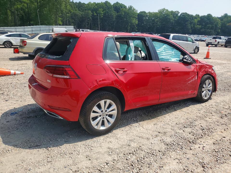 61318086 :رقم المزاد ، 3VWG17AU5JM281004 vin ، 2018 Volkswagen Golf مزاد بيع