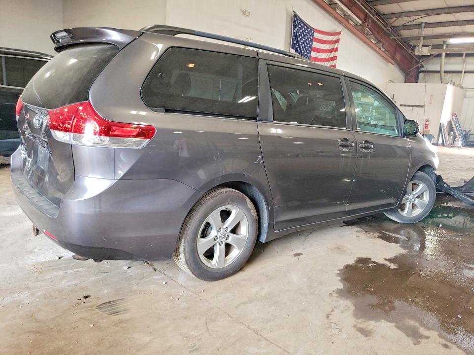 Aukcja sprzedaży 2013 Toyota Sienna, vin: 5TDKK3DC5DS366175, numer aukcji: 61149636